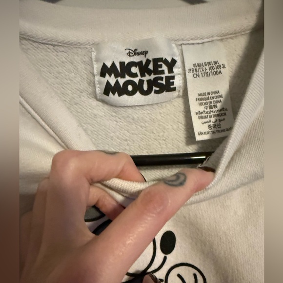 Disney Women's cropped Mickey Mouse Crewneck - Picture 2 of 5